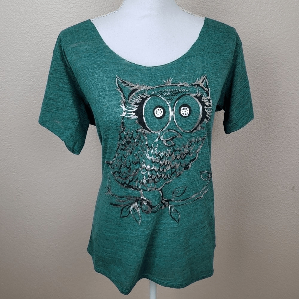 Chelsea & Violet Green Owl Foil Print Tee Medium (6846)